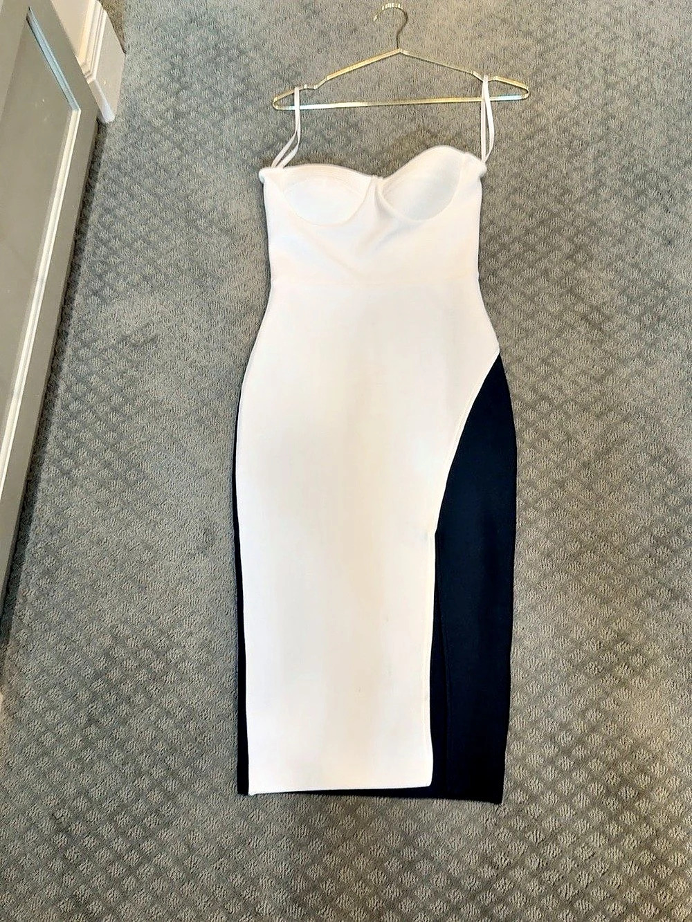 ELLIATT Color Block Midi Dress White & Black Small Like New